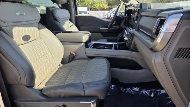 2025 Ford F-450 Super Duty King Ranch