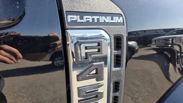 2025 Ford F-450 Super Duty King Ranch