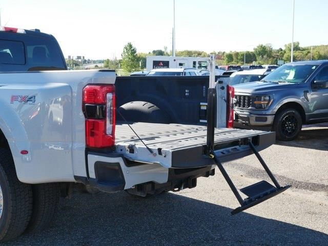 2025 Ford F-450 - $74,305