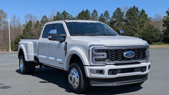Preowned 2026 Ford F-450 Super Duty Platinum for Sale