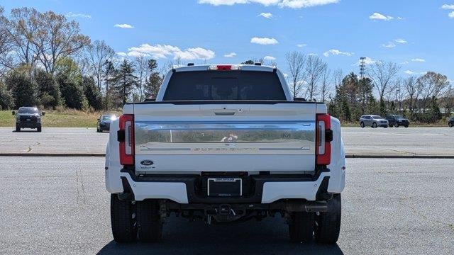 2026 Ford F-450 Super Duty Platinum