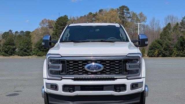 2026 Ford F-450 Super Duty Platinum