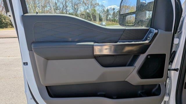2026 Ford F-450 Super Duty Platinum