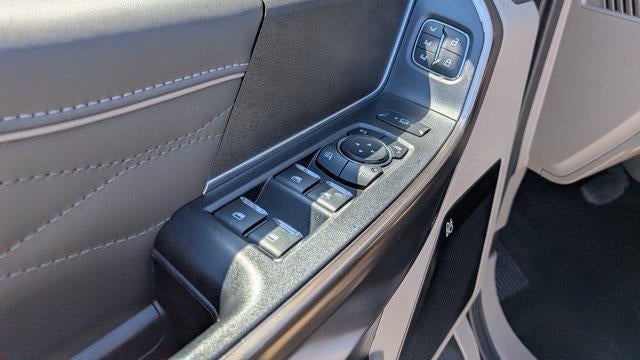 2026 Ford F-450 Super Duty Platinum