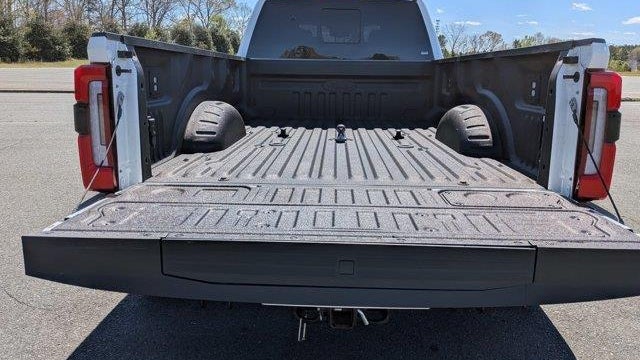 2026 Ford F-450 Super Duty Platinum