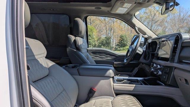 2026 Ford F-450 Super Duty Platinum