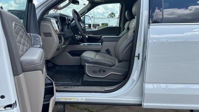 2026 Ford F-450 Super Duty XLT