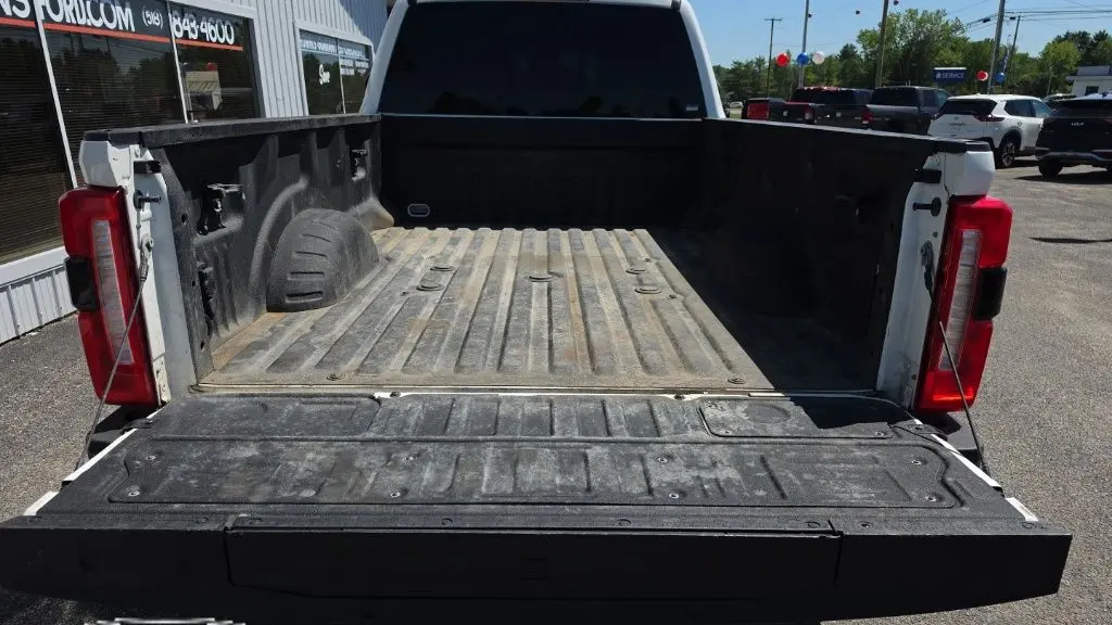 2023 Ford F-450 Super Duty King Ranch
