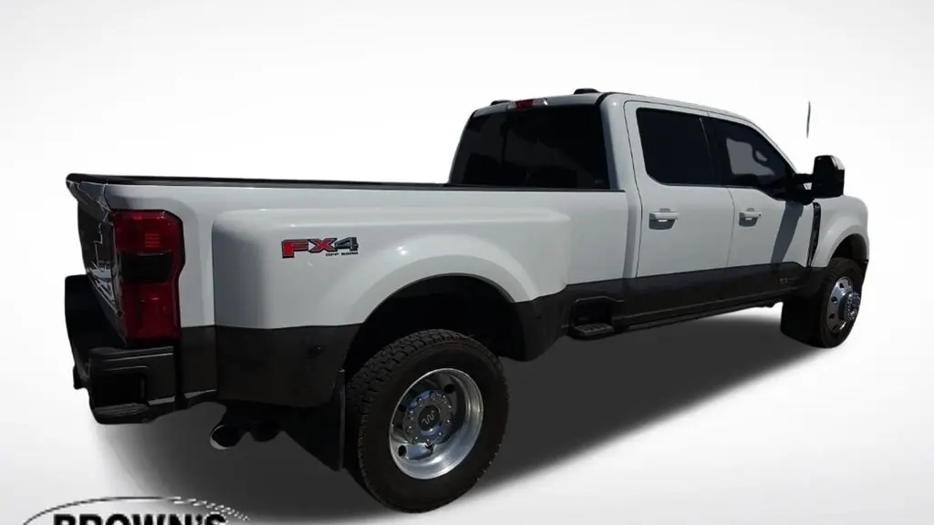 2023 Ford F-450 Super Duty King Ranch