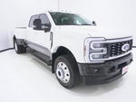 2025 F-450 Super Duty Thumbnail 3