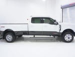 2025 F-450 Super Duty Thumbnail 4
