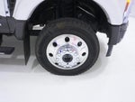 2025 F-450 Super Duty Thumbnail 8