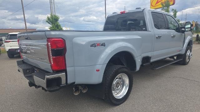 2025 Ford F-450 Super Duty King Ranch