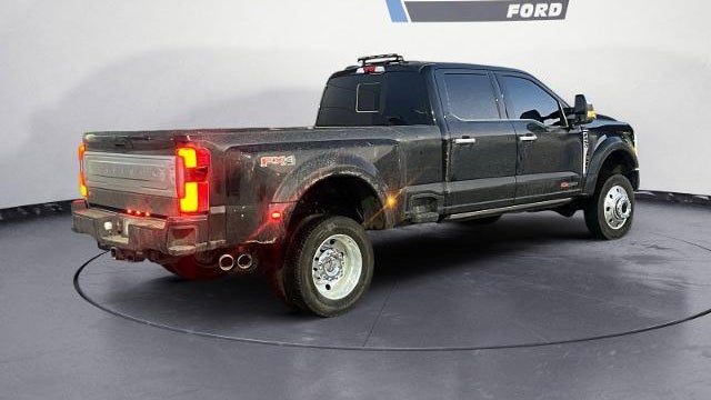 2025 Ford F-450 Super Duty XLT
