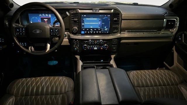 2025 Ford F-450 Super Duty XLT