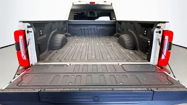 2025 Ford F-450 Super Duty King Ranch