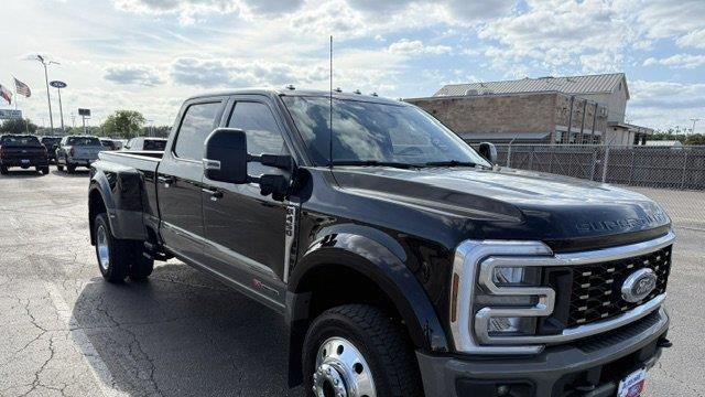 2026 Ford F-450 Super Duty Platinum
