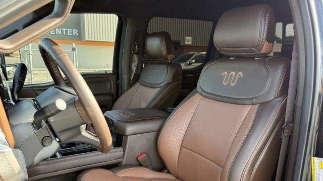 2026 Ford F-450 Super Duty Platinum