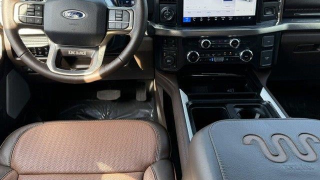 2026 Ford F-450 Super Duty Platinum