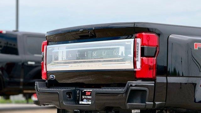 2026 Ford F-450 Super Duty Lariat