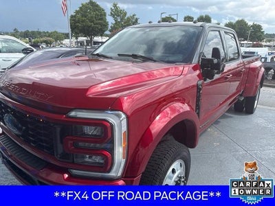 2023 Ford F-450 Super Duty 4X4 Lariat 4DR Crew Cab 8 FT. LB DRW Pickup