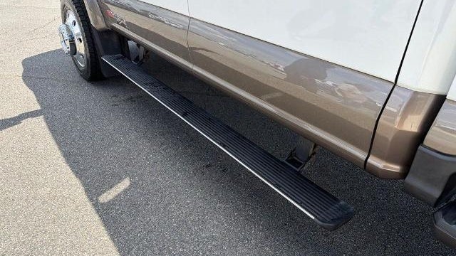 2023 Ford F-450 Super Duty King Ranch