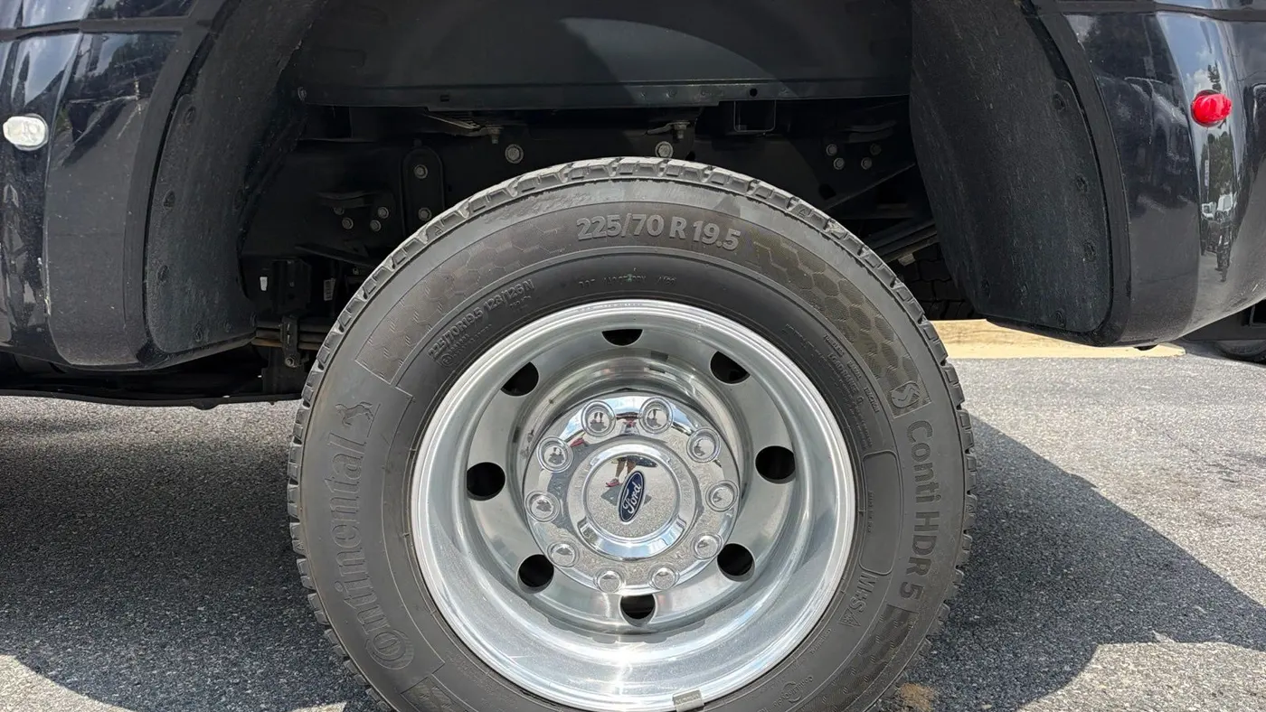 2024 Ford F-450 Super Duty Limited