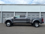 2024 F-450 Super Duty Thumbnail 4
