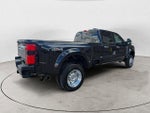 2024 F-450 Super Duty Thumbnail 5