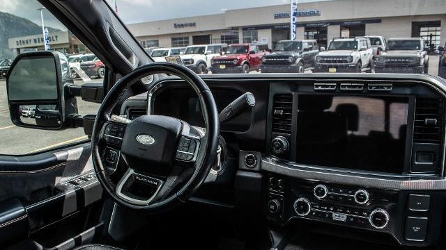 2024 Ford F-450 Super Duty Platinum