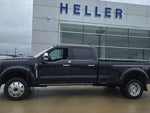2025 F-450 Super Duty Thumbnail 2