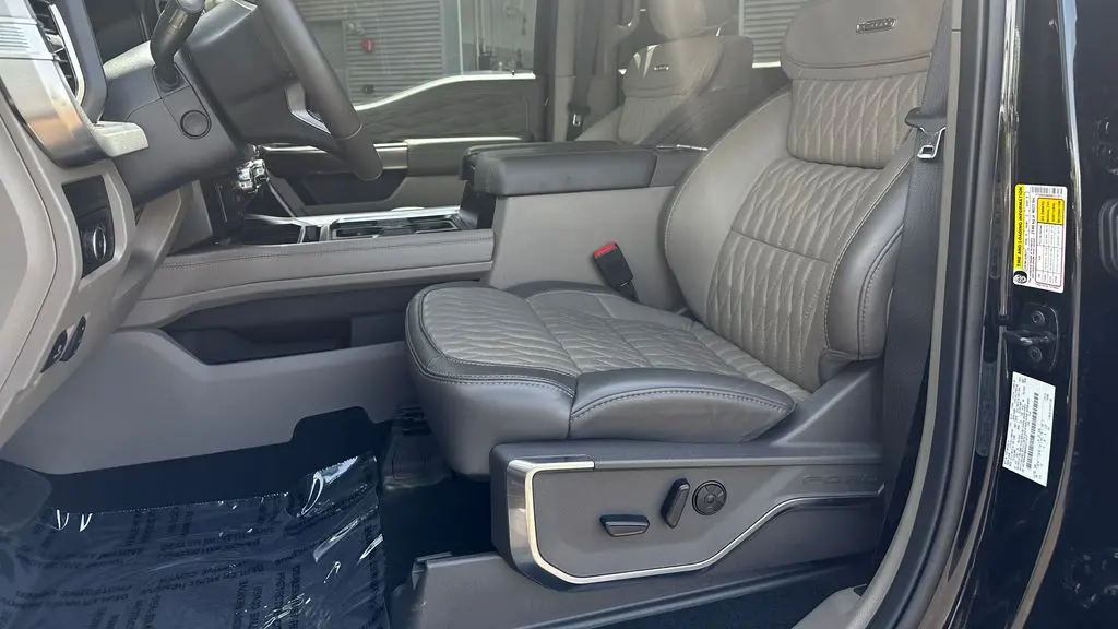 2025 Ford F-450 Super Duty King Ranch