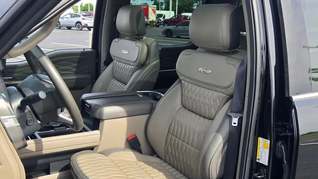 2025 Ford F-450 Super Duty King Ranch
