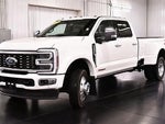 2025 F-450 Super Duty Thumbnail 3