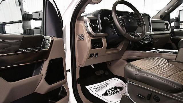 2025 Ford F-450 Super Duty King Ranch