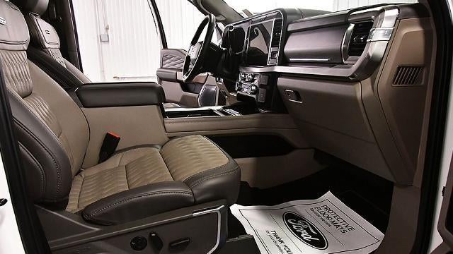 2025 Ford F-450 Super Duty King Ranch