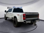 2025 F-450 Super Duty Thumbnail 3