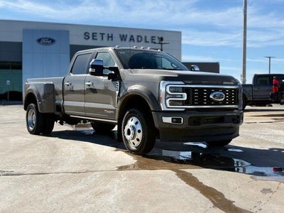 Photo of a 2026 Ford F-450 Super Duty 4X4 Platinum 4DR Crew Cab 8 FT. LB DRW Pickup for sale