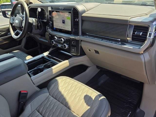 2026 Ford F-450 - $111,984
