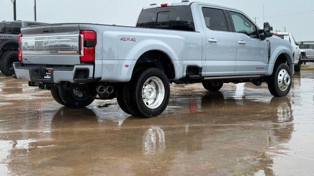 2026 Ford F-450 Super Duty XLT