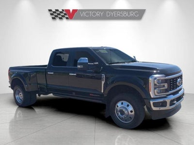 2023 Ford F-450 Super Duty 4X4 King Ranch 4DR Crew Cab 8 FT. LB DRW Pickup