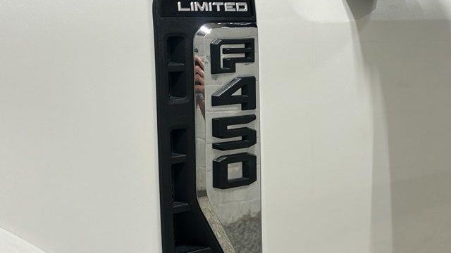 2024 Ford F-450 Super Duty King Ranch