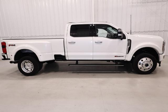 2024 Ford F-450 Super Duty XL — photo 1 of 24