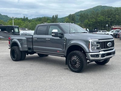 Photo of a 2025 Ford F-450 Super Duty 4X4 King Ranch 4DR Crew Cab 8 FT. LB DRW Pickup for sale