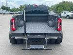 2025 F-450 Super Duty Thumbnail 4