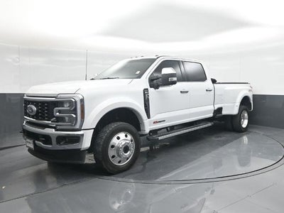 2025 Ford F-450 Super Duty 4X4 Lariat 4DR Crew Cab 8 FT. LB DRW Pickup