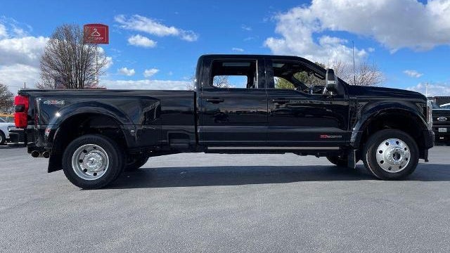 2025 Ford F-450 Super Duty King Ranch