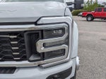 2025 F-450 Super Duty Thumbnail 9