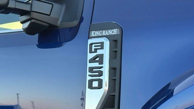 2026 Ford F-450 Super Duty Platinum