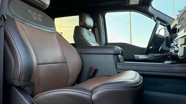 2026 Ford F-450 Super Duty Platinum